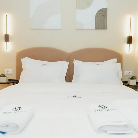 Luxury With Hot Tub - The Nest