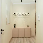 Luxury With Hot Tub - The Nest Apartament