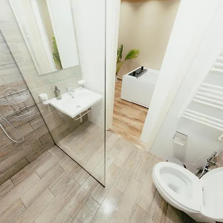 Luxury With Hot Tub - The Nest