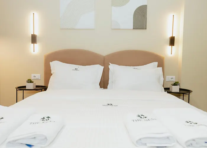 Luxury With Hot Tub - The Nest