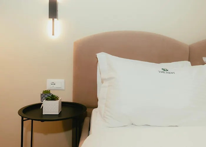 Luxury With Hot Tub - The Nest Appartamento