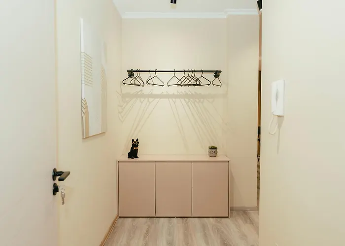 Luxury With Hot Tub - The Nest Apartment