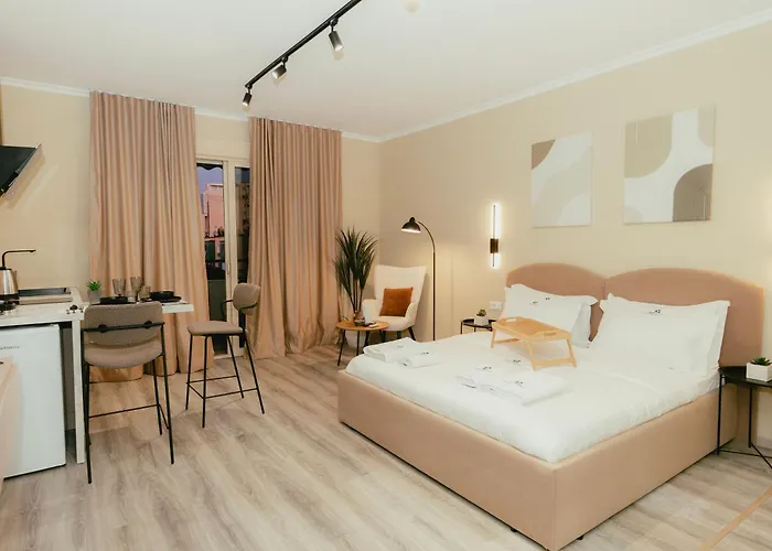 Luxury With Hot Tub - The Nest *